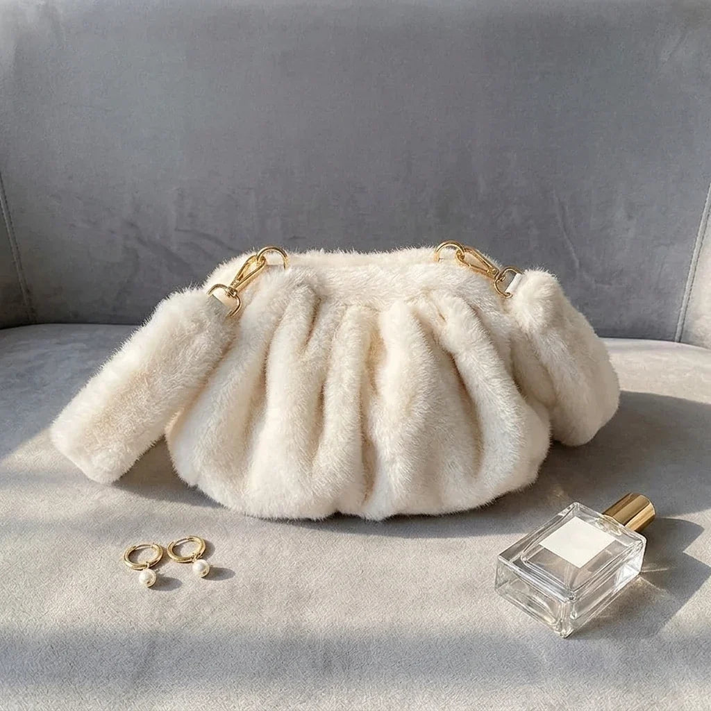 Sac Bandoulière Bianca : Douceur Fourrure Hivernale