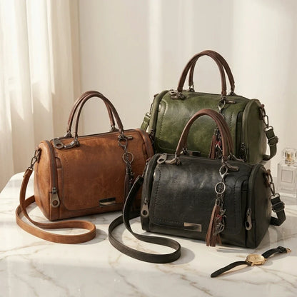 Sac Bandoulière Elena Cuir Souple Pompon
